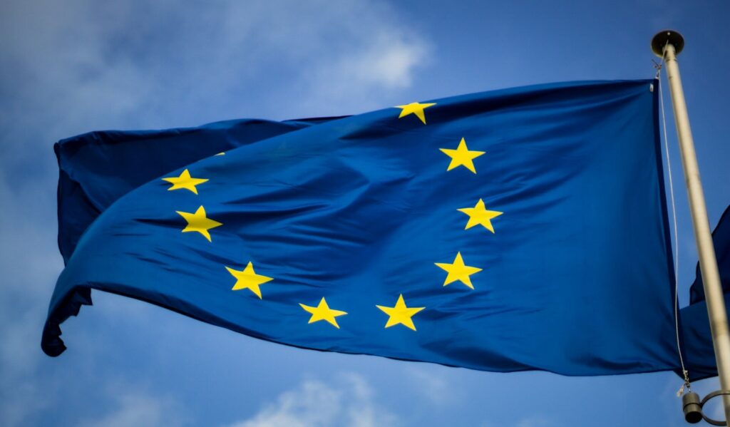 Европейский союз (Евросоюз, ЕС) — экономическое и политическое объединение 27 европейских государств